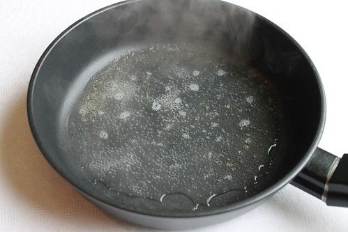 Cacio e pepe (Pecorino Cheese and Black Pepper Pasta) 