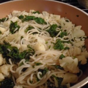 Cauli-Kale Rice Noodles